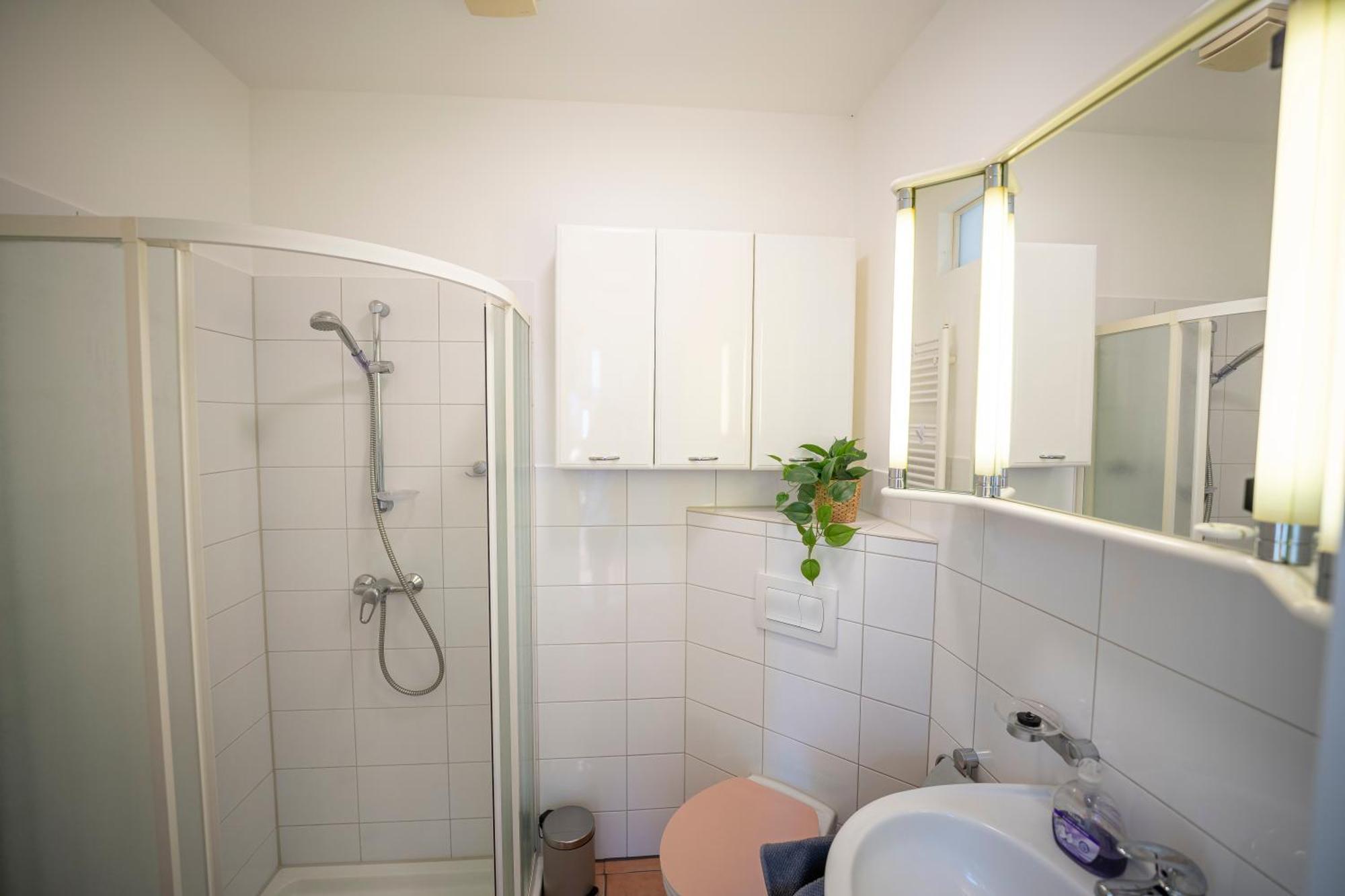 Appartement Haus Unterm Mammutbaum - Elberadweg à Magdebourg Extérieur photo
