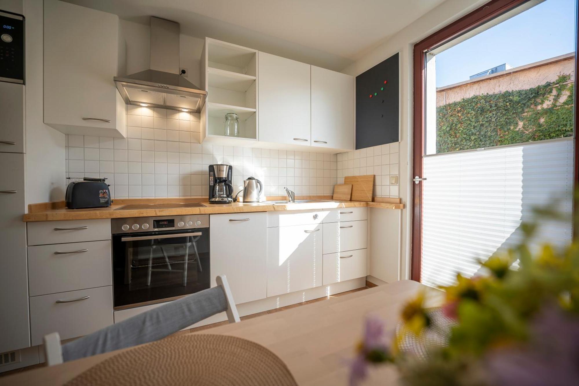 Appartement Haus Unterm Mammutbaum - Elberadweg à Magdebourg Extérieur photo
