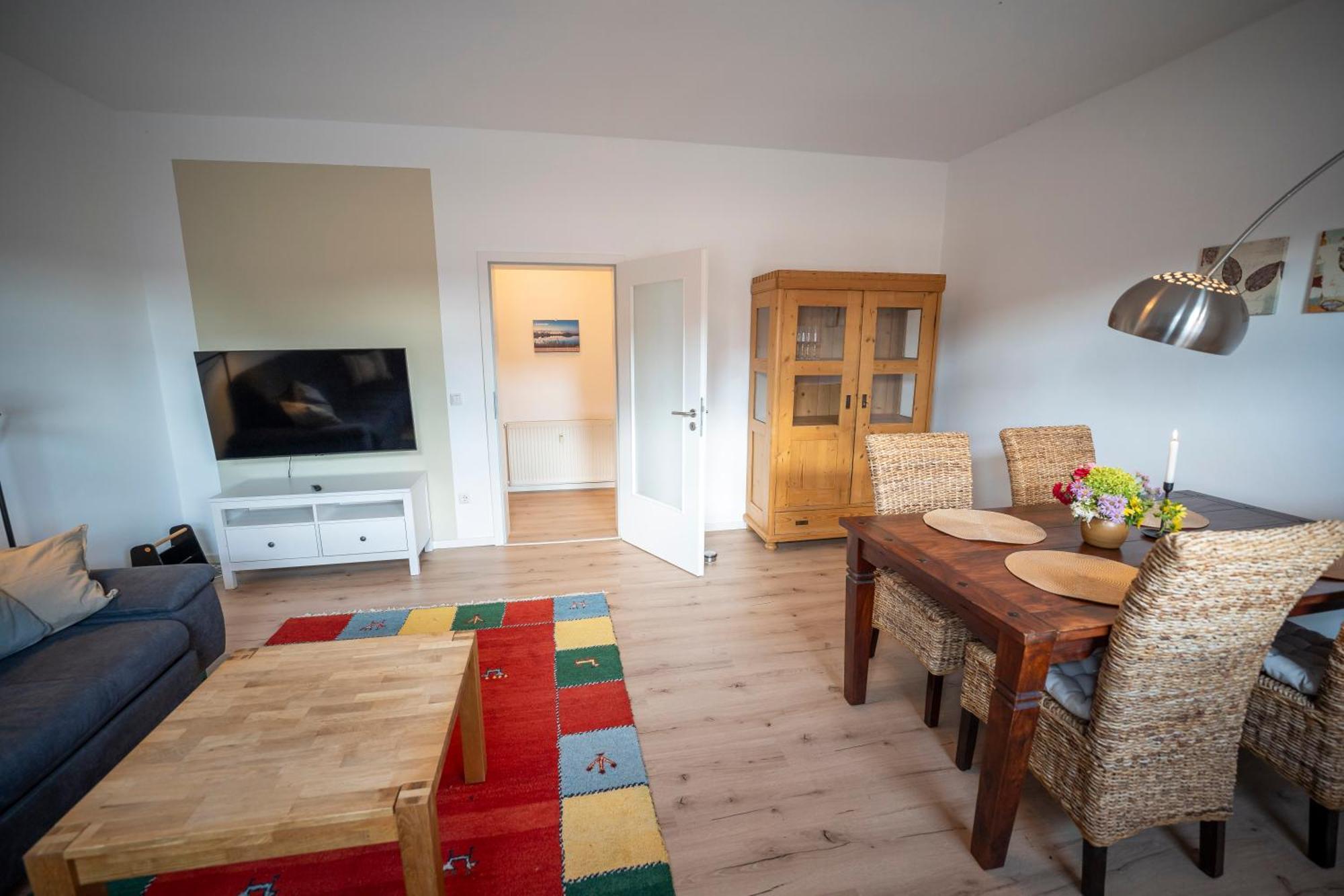 Appartement Haus Unterm Mammutbaum - Elberadweg à Magdebourg Extérieur photo