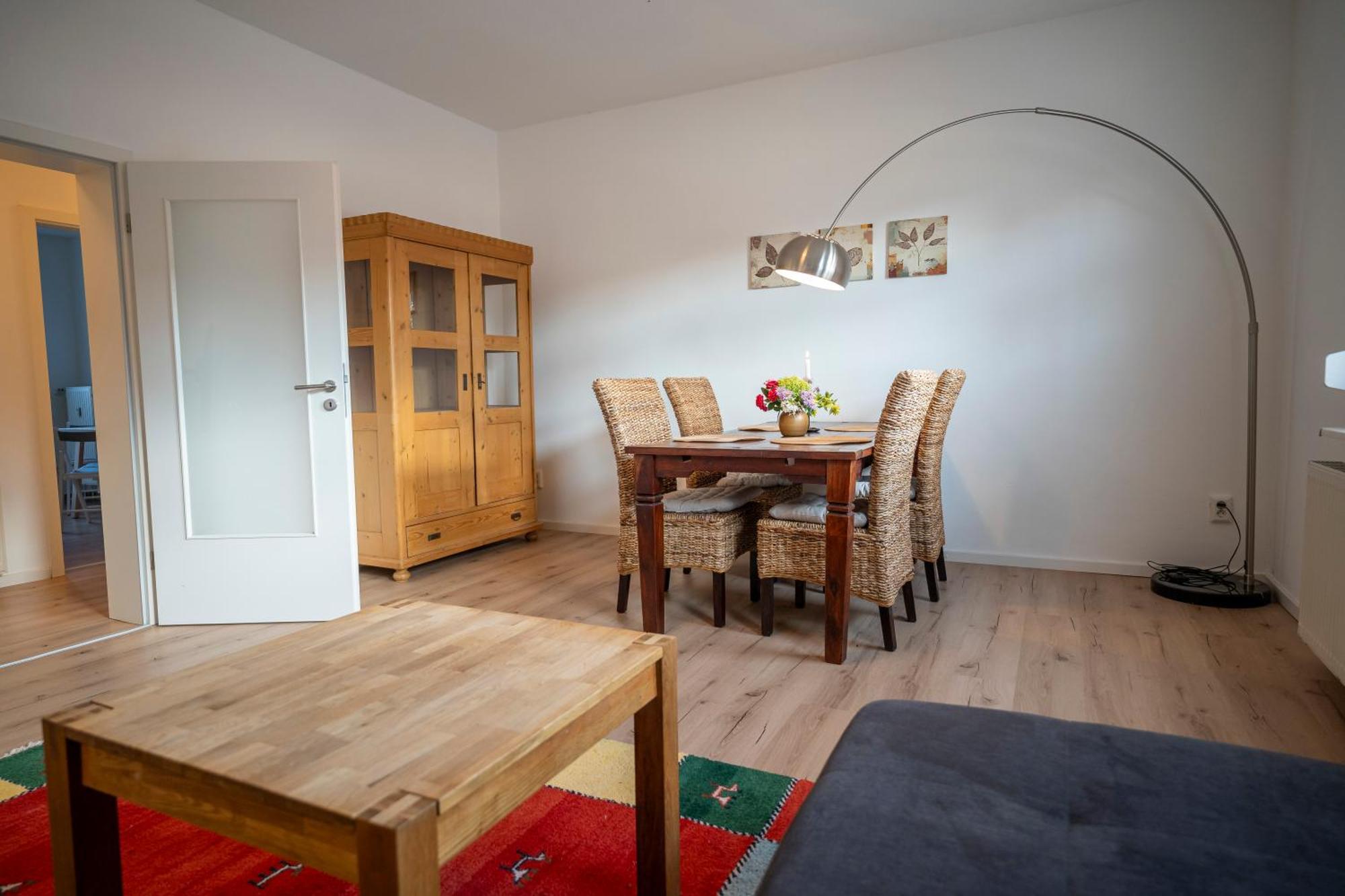 Appartement Haus Unterm Mammutbaum - Elberadweg à Magdebourg Extérieur photo