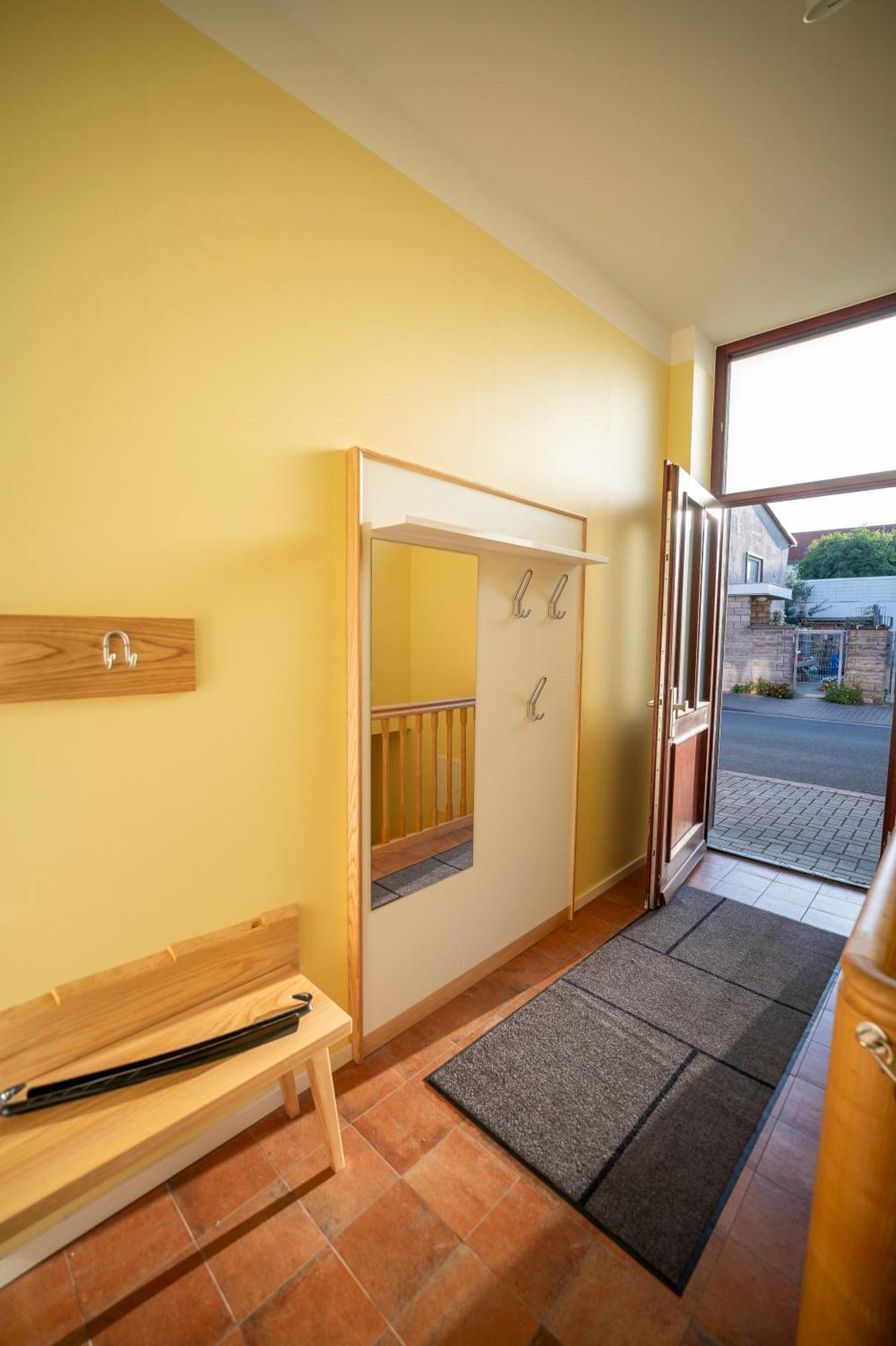 Appartement Haus Unterm Mammutbaum - Elberadweg à Magdebourg Extérieur photo